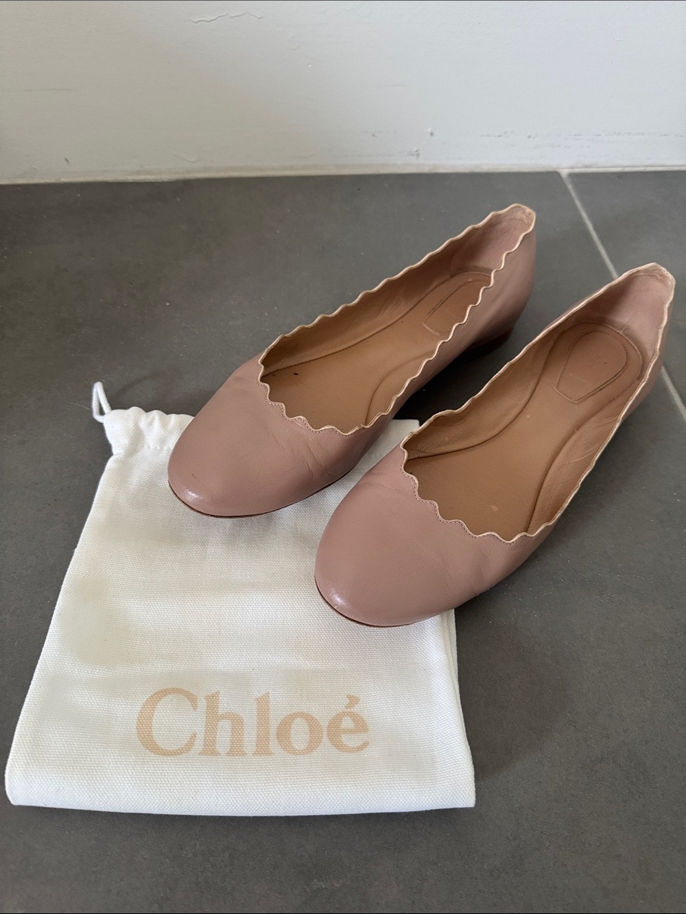 Chloe Scalloped Ballet Flats in Dusty Pink